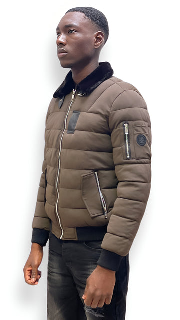YCRISTAL Distributeur :